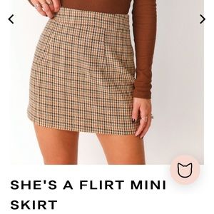 NWT Houndstooth mini skirt
